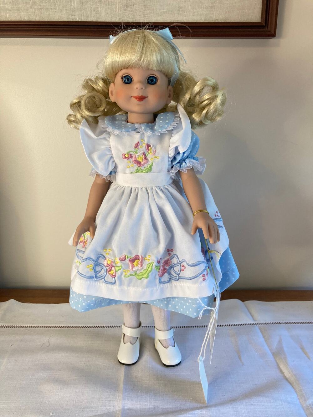 Y2K Robert Tonner/Effanbee 14" Barbara McCall as Alice in Wonderland (2004) EUC